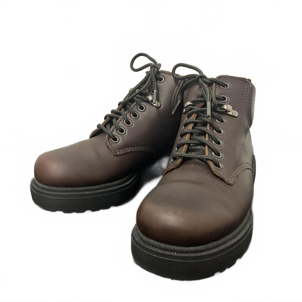 Eastland Men's Size 7.5 Brown Leather Work Boots Lace Up Heeled